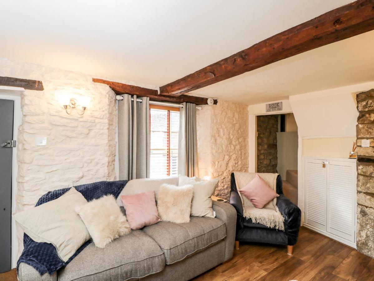 Corner Cottage 马姆斯伯里 外观 照片